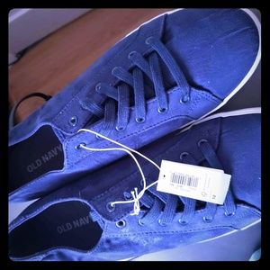 Old navy mens shoes